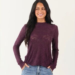 New Umgee Deep Plum Floral Lace Mock Neck Long Sleeve Top, Small